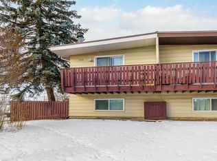 2135 Spiller Rd SE, Calgary, AB T2G4G7