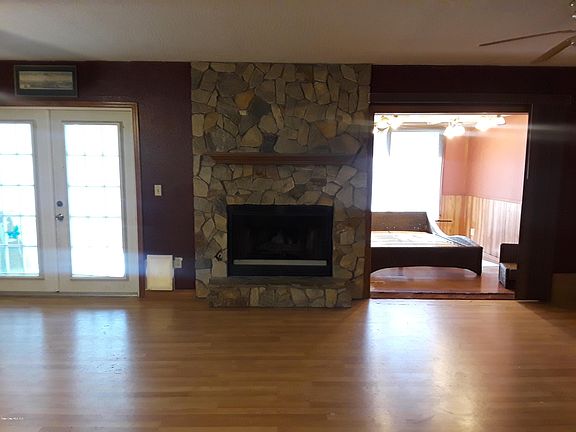 5th image of 1327 Wilderness Ln