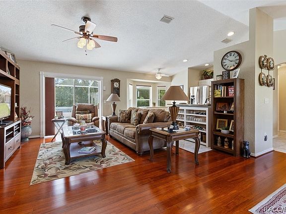 4th image of 1885 W Swanson Dr