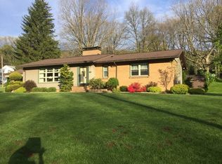 515 Bouquin Cir, Oil City, PA