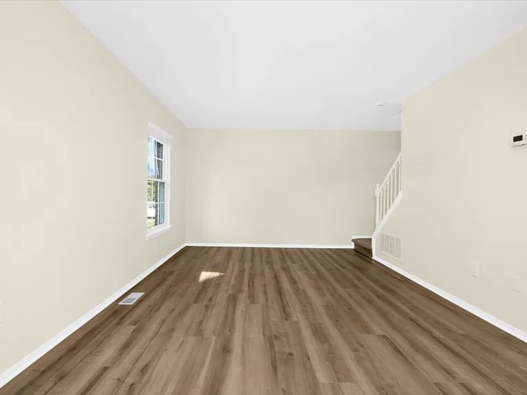 8638 Gambier Hbr — Photo 6