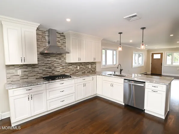 1814 Yorktowne Boulevard, Toms River, NJ 08753
