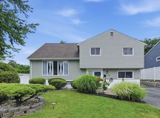 29 Daniel St, Rockaway Twp., NJ 07801