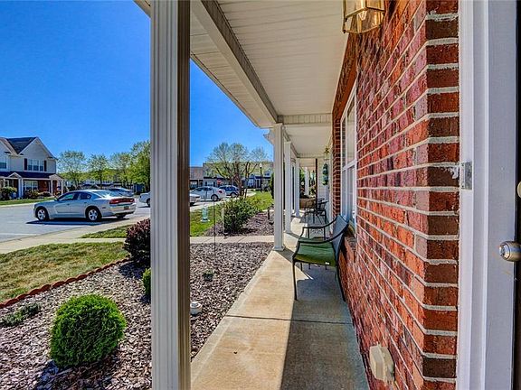 3rd image of 6411 Coral Vine Way