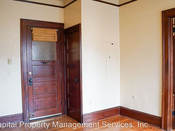 2nd image of 3958 N Mississippi Ave APT 3