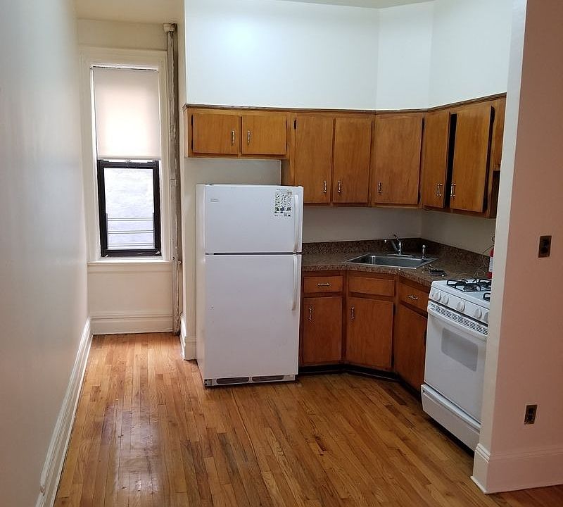 1st image of 605 Franklin Ave APT 3C