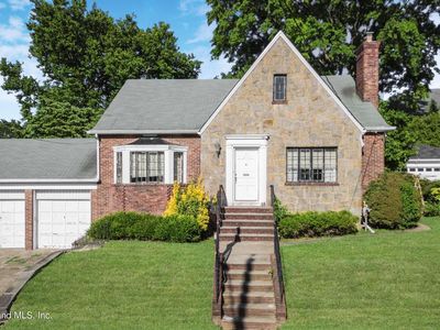 687 Oakland Ave, Staten Island, NY, 10310