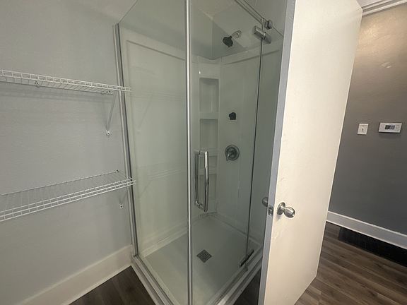 4th image of 2266 1/2 Warren St