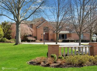 55 Belvedere Dr, Syosset, NY 11791