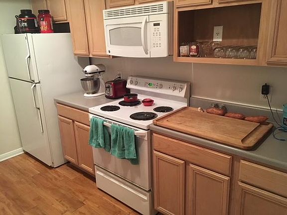 4th image of 12345 Alameda Trace Cir APT 935