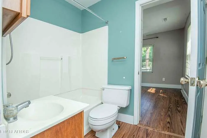 210 Dodson Ave — Photo 23