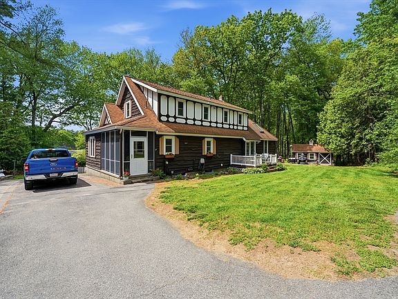 2nd image of 43 Flint Rd