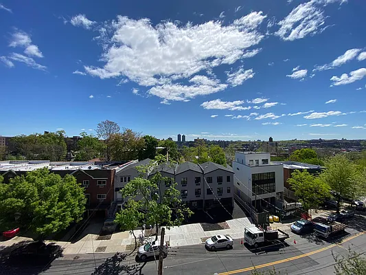 Rented by Bruma Realty LLC | media 31