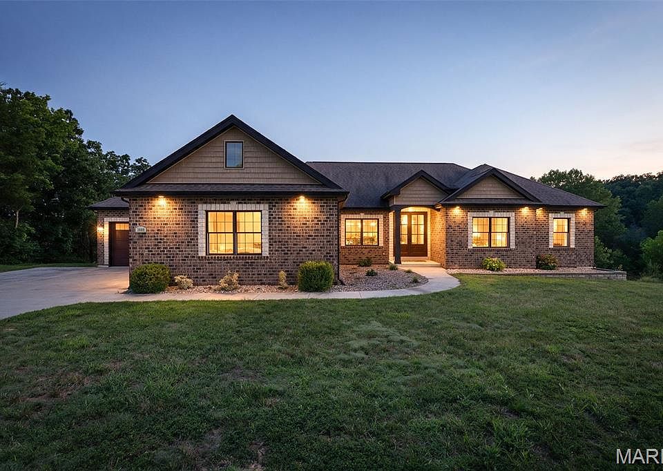 1st image of 3608 Mountain View Trl