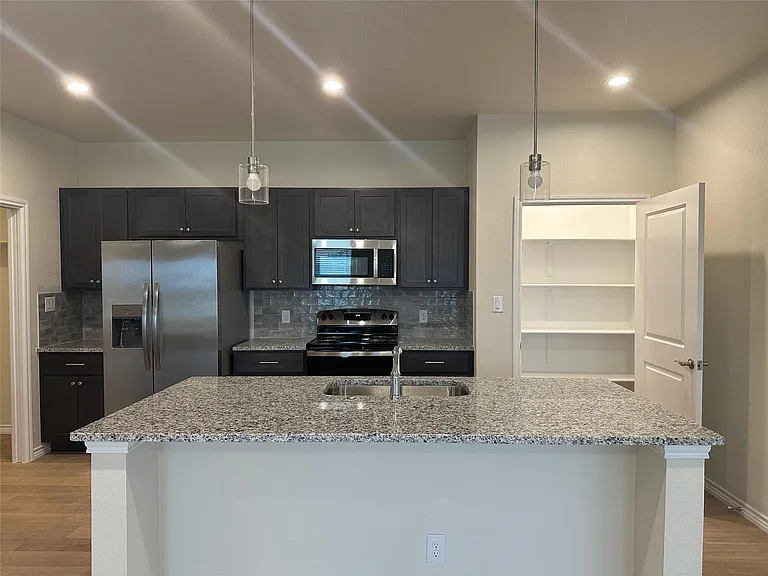 506 B War Admiral Dr #B — Photo 14