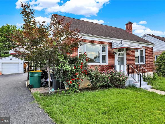 3rd image of 302 Elmwood Ave