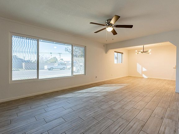 4th image of 5625 N 21st Ave