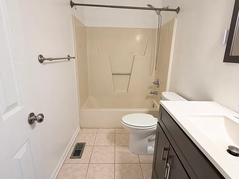 3509 East Ave — Photo 12