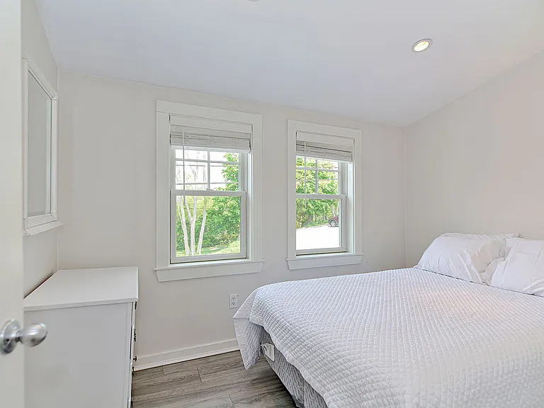 58 Eastern Point Rd — Photo 29