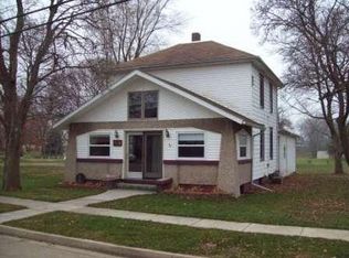 218 Liberty St, Walnut, IL 61376