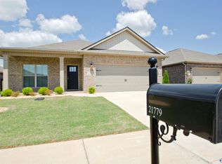 21779 Natures Cove Dr, Athens, AL 35613