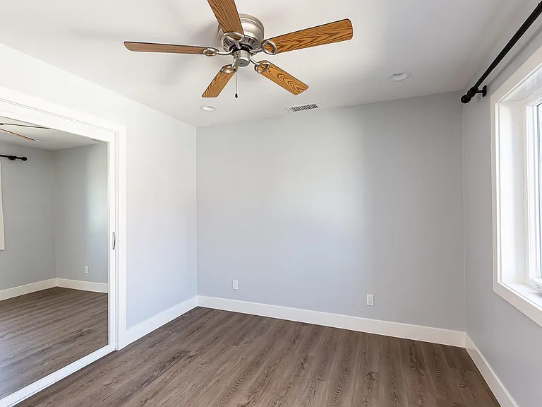 1438 Hornblend St — Photo 15