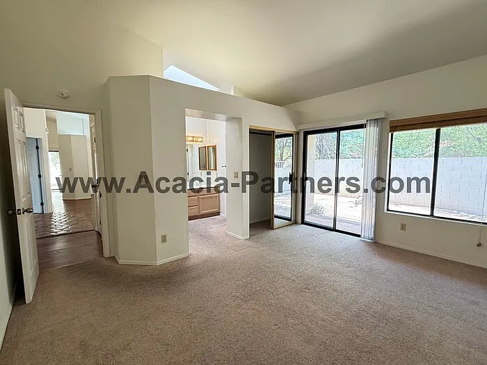 5520 N Via Umbrosa — Photo 11