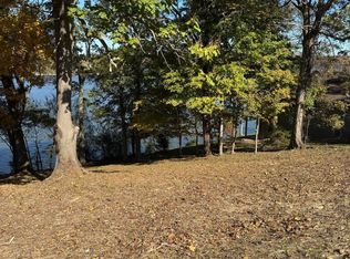 57 Cheekwood Ln, Cadiz, KY 42211