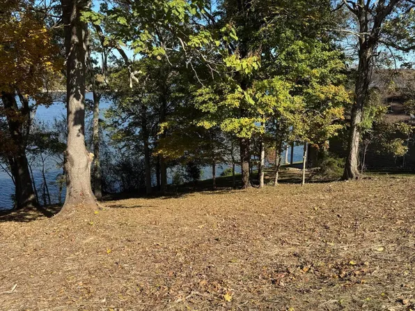 57 Cheekwood Ln, Cadiz, KY 42211