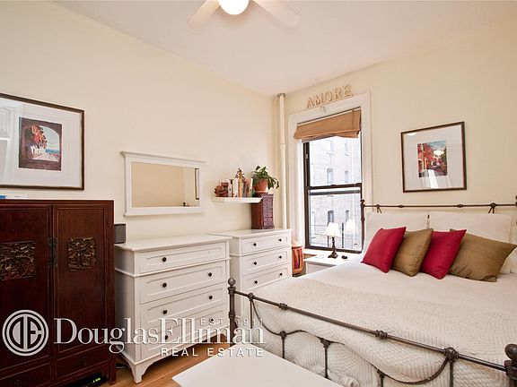 4th image of 504 W 111th St APT 42