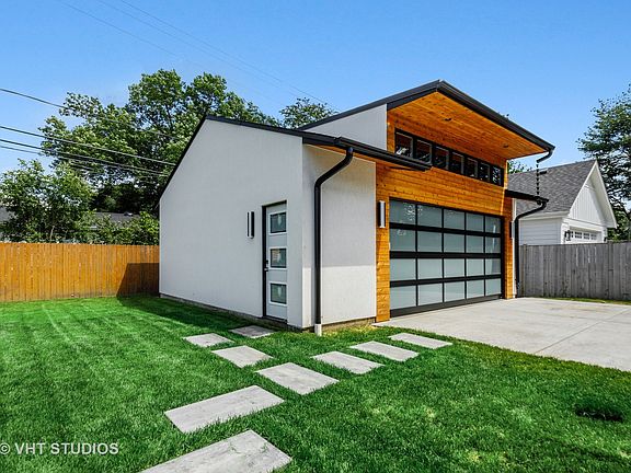 5th image of 5423 Woodland Ave