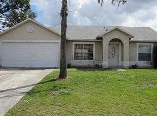 717 Spreading Oak Ave, Deltona, FL 32738