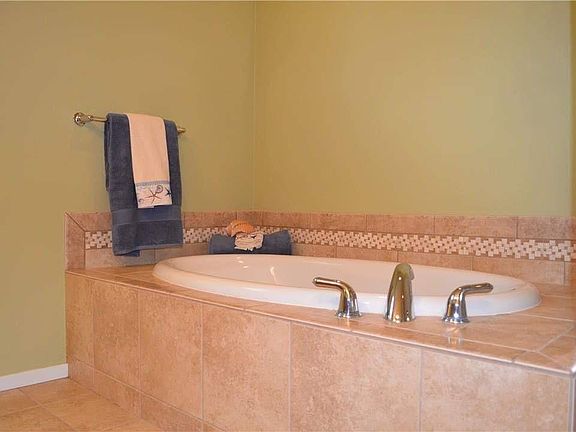 3rd image of 34710 SE Jacobia St