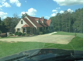 2296 Dover Zoar Rd NE, Bolivar, OH 44612
