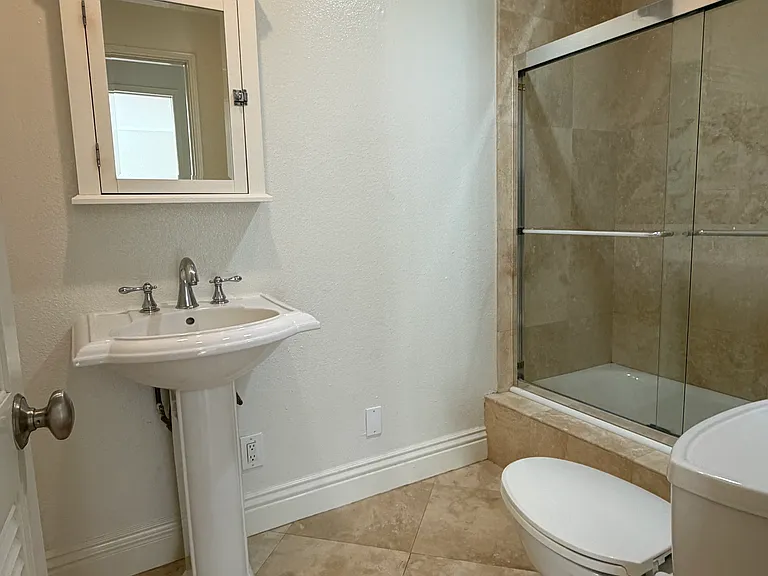 48 Mardi Gras Ct — Photo 5