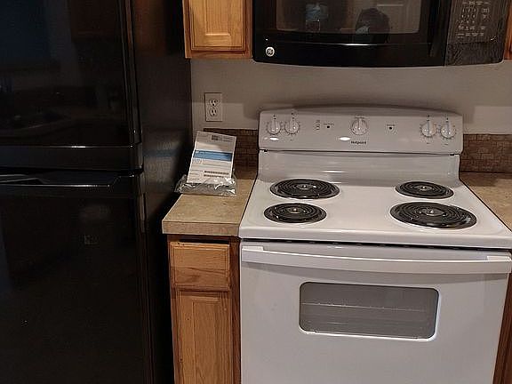 4th image of 8945 Gravelly Lake Dr SW Unit 2