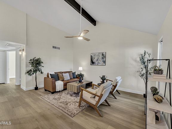5th image of 1180 E BELMONT Avenue