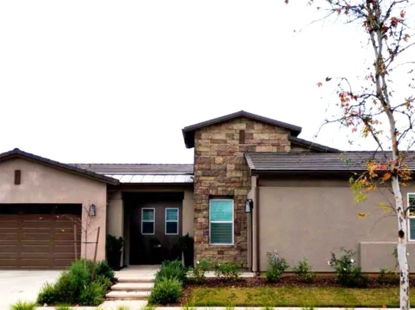 965 Beaver Pond Loop, Madera, CA 93636