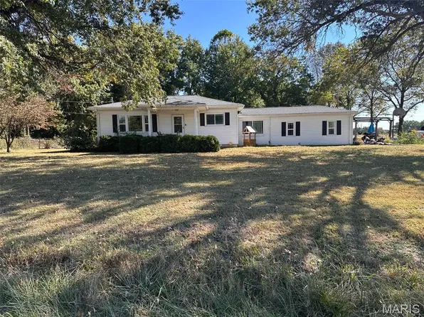 4467 Fosterburg Rd, Alton, IL 62002