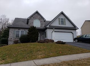 920 Hedgewyck Ln, Elizabethtown, PA 17022