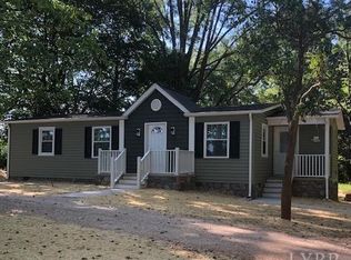 816 Swan Rd, Pamplin, VA 23958