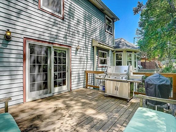 4th image of 1536 Briarknoll Dr