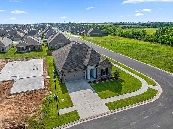 2nd image of 4500 Green Wood Way