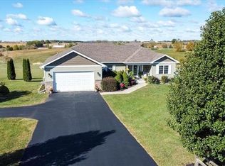 W7620 County Road H, New Glarus, WI 53574