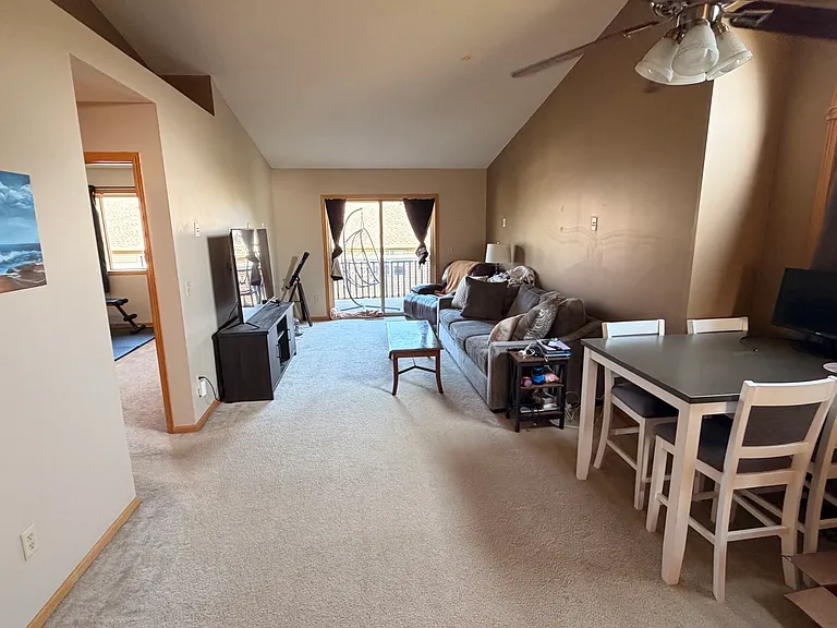 9205 Orchard Cir — Photo 6
