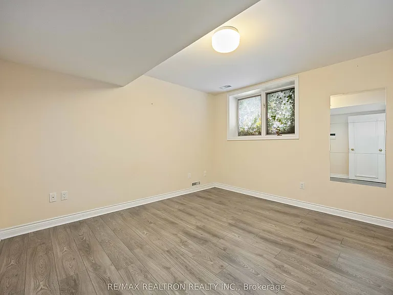 12 Donwoods Dr — Photo 37