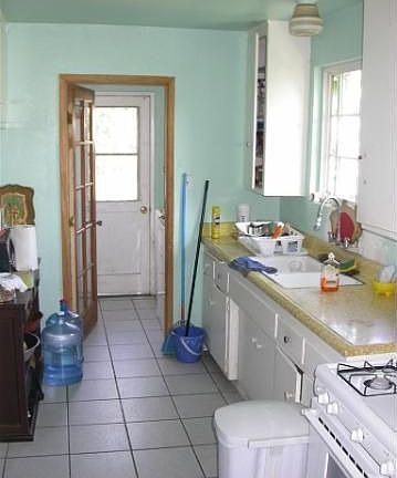 3rd image of 5107 Primrose Dr