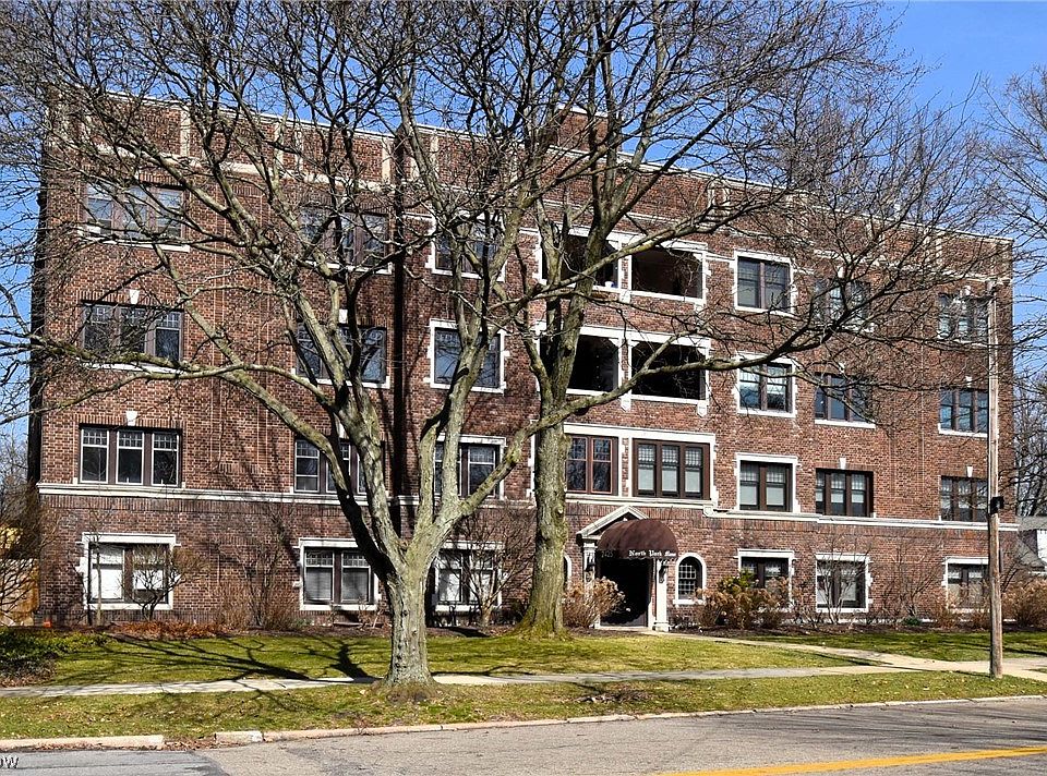 1st image of 2425 N Park Blvd APT 2A