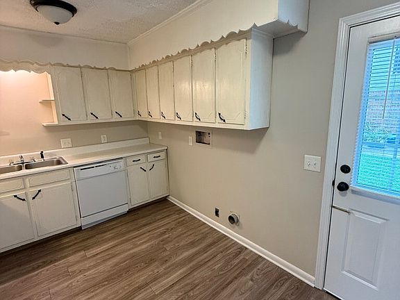 4th image of 950 Palmer Dr APT 13