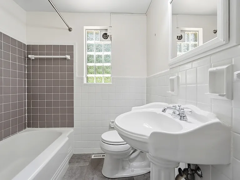 3012 Kinmont St #1 — Photo 18